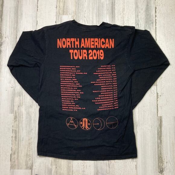 5 Seconds of Summer North American 2019 Long-sleeve Tour Tee - Picture 4 of 6